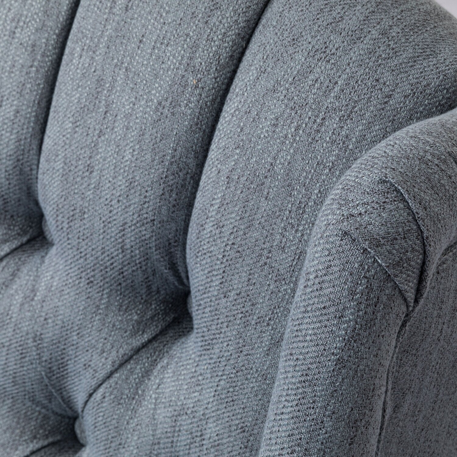 Fauteuil inclinable manuel polyvalent au design intemporel